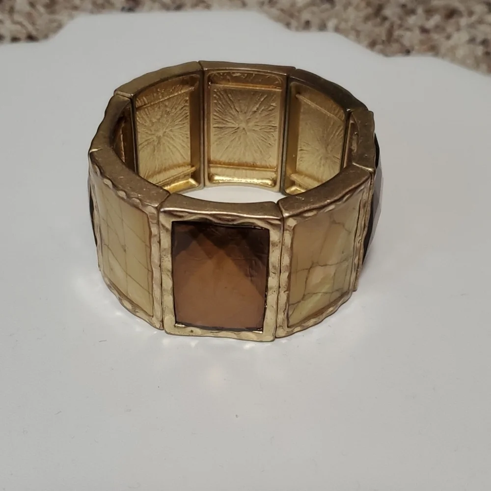 Lia Sophia Stretchable Bracelet NWOT